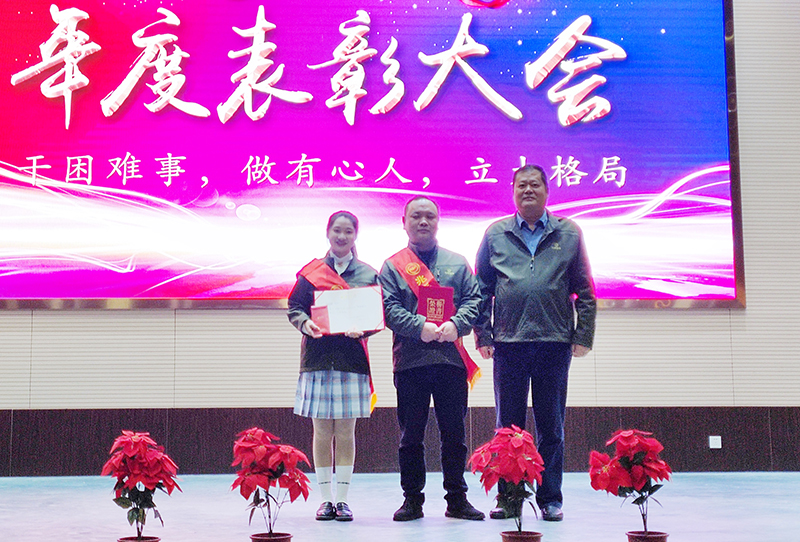 161518188477477201k5.jpg 4.jpg